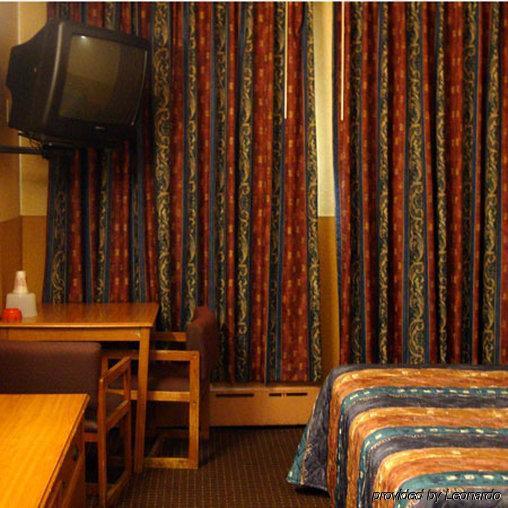 Riviera Motor Inn Brooklyn New York Bagian luar foto