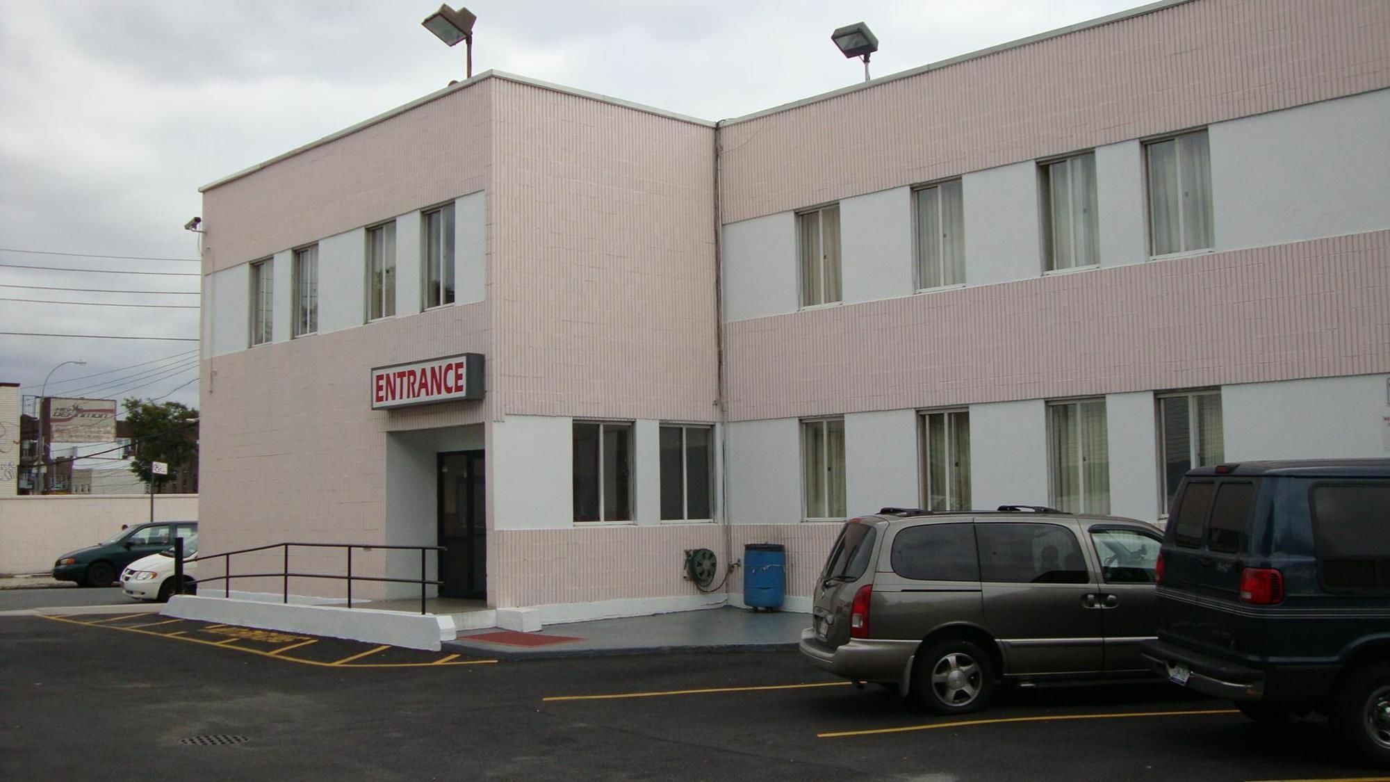 Riviera Motor Inn Brooklyn New York Bagian luar foto