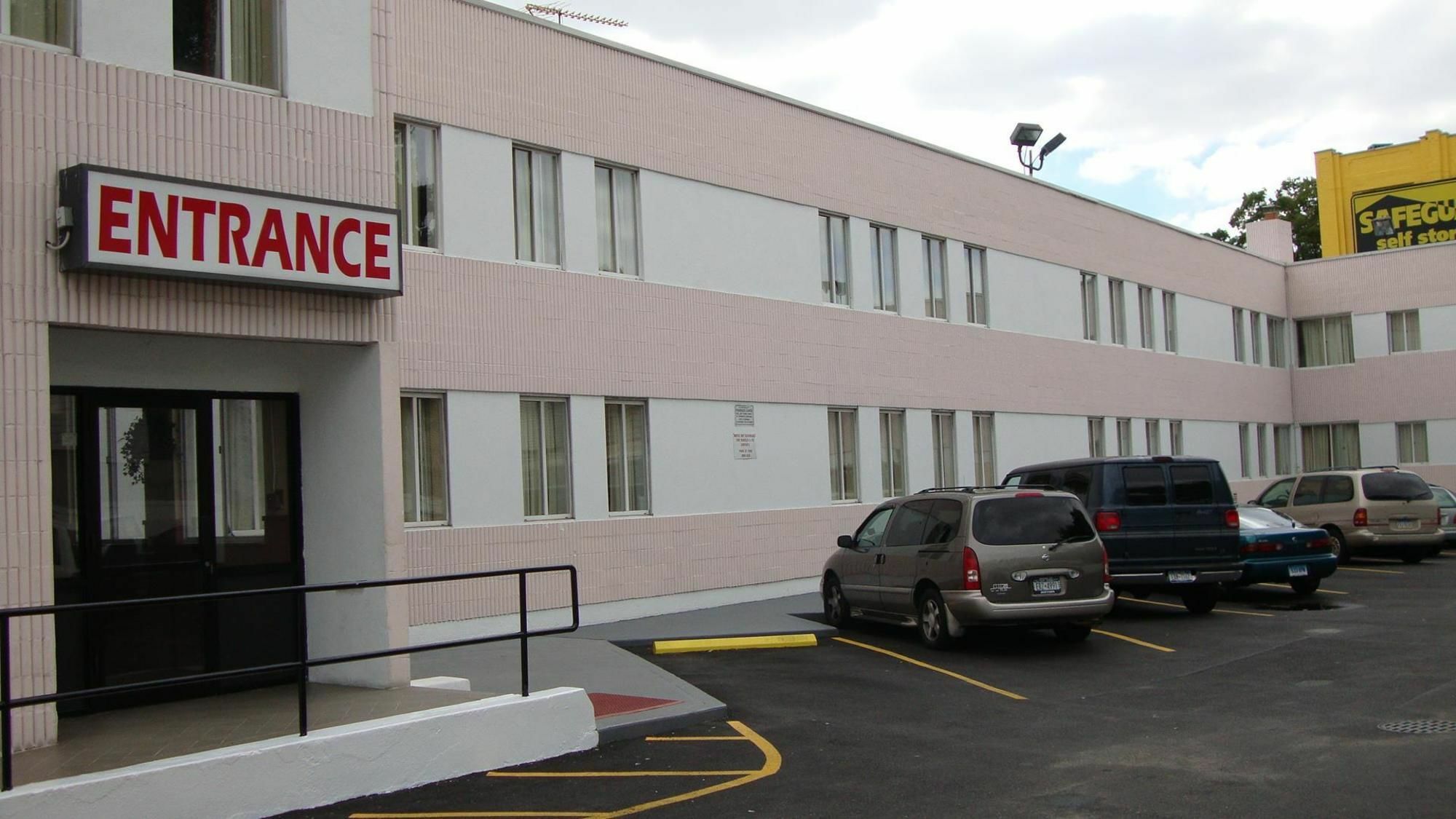 Riviera Motor Inn Brooklyn New York Bagian luar foto